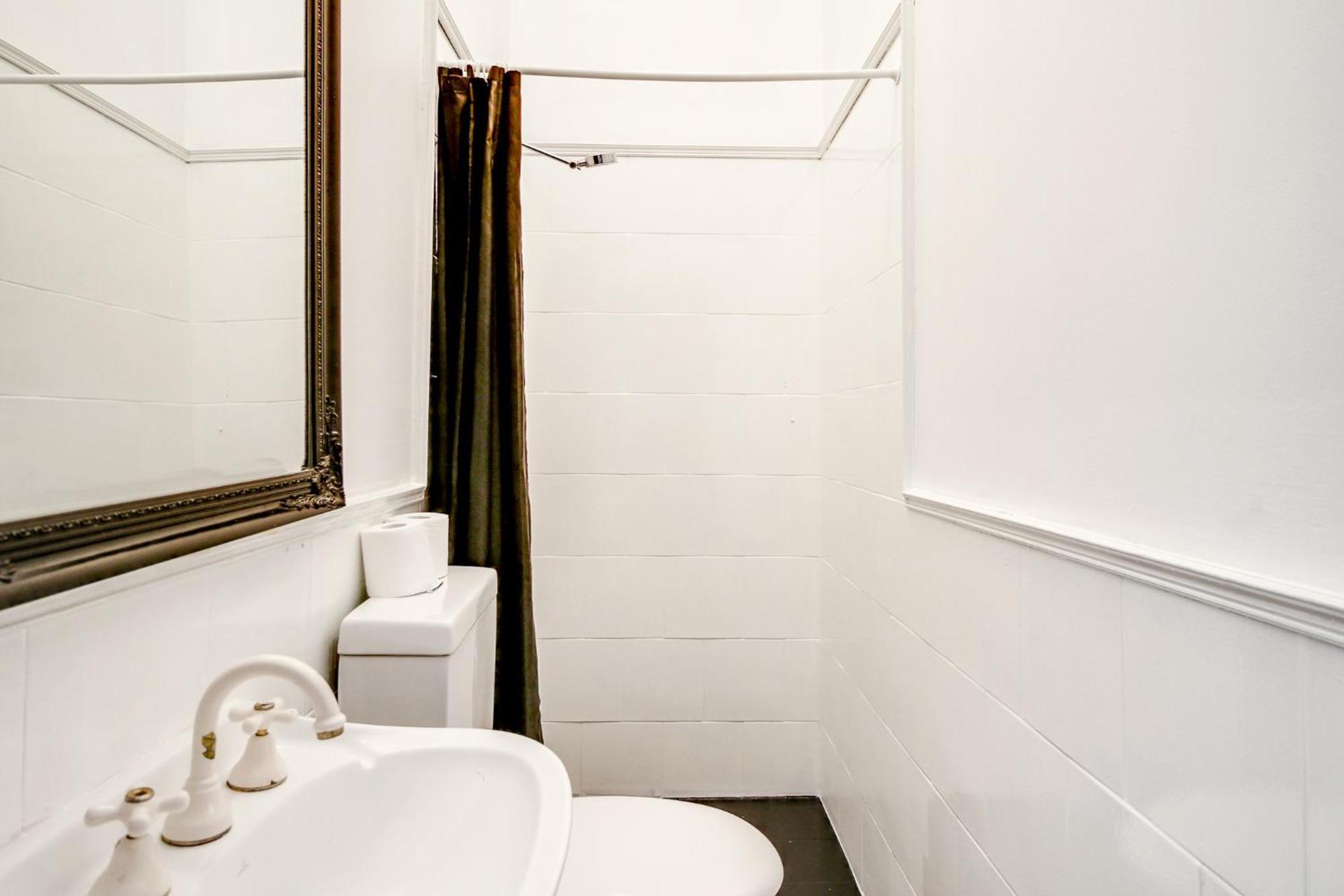 Venus By The Harbour Budget Hotel Sydney Exterior foto