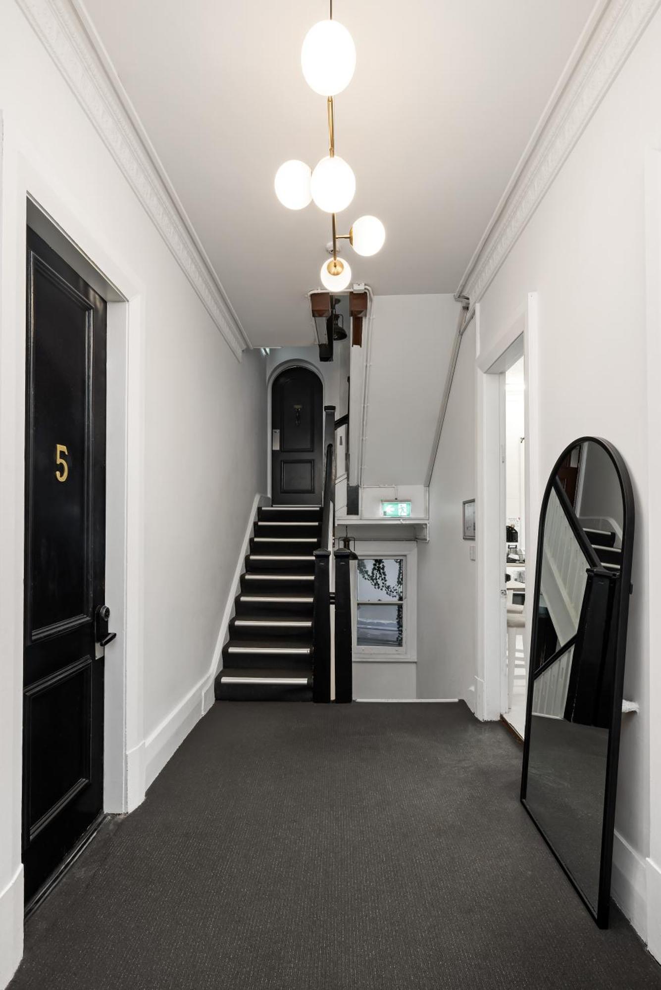 Venus By The Harbour Budget Hotel Sydney Exterior foto